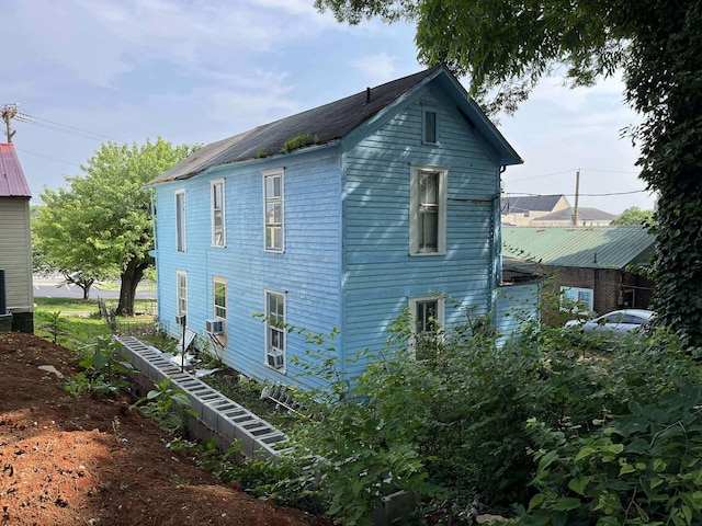 207 E 2nd N St, Morristown, TN 37814 - view of property exterior with cooling unit