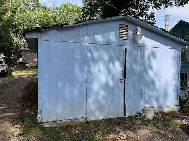 207 E 2nd N St, Morristown, TN 37814 - view of shed
