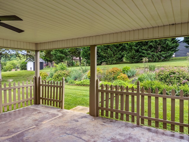 5715 Academy Dr, Morristown, TN 37814 - view of patio / terrace with ceiling fan