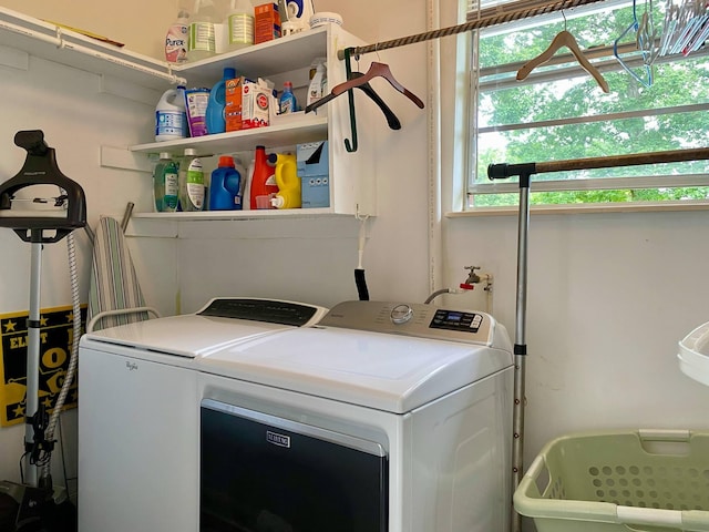 1578 Golf Course Rd, Newport, TN 37821 - washroom featuring washer and dryer