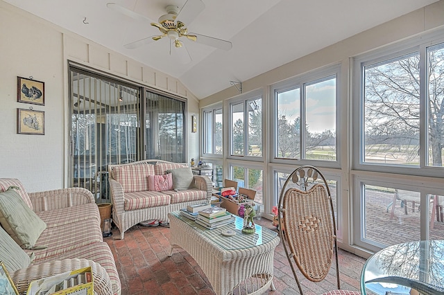310 Par Ln, Greeneville, TN 37743 - sunroom / solarium with ceiling fan and outdoor lounge area