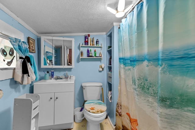 323 Pauline Ave, Morristown, TN 37813 - full bathroom with a textured ceiling, a shower with shower curtain, toilet, vanity, and ornamental molding