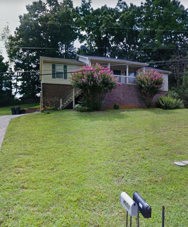 4051 Wynn St, Morristown, TN 37814 - view of front of house featuring a front yard and stairs