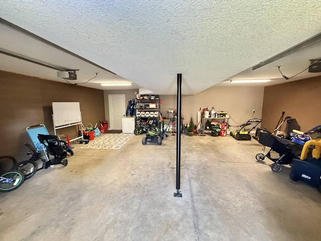 below grade area featuring a textured ceiling