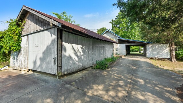 261 Buzzard Roost Rd, Bulls Gap, TN 37711 - view of outbuilding with driveway