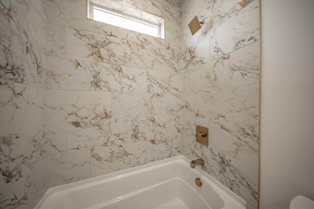1056 Old Newport Hwy, Dandridge, TN 37725 - full bath with washtub / shower combination