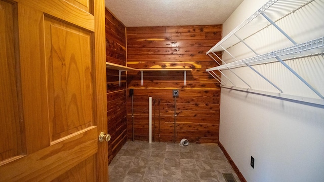 158 Delph Ln, Mooresburg, TN 37811 - view of spacious closet