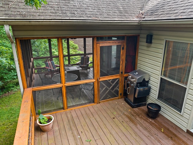 117 Tahlequah Ln, Loudon, TN 37774 - deck featuring area for grilling