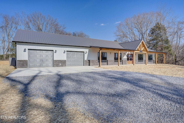 view of front of home with a garage