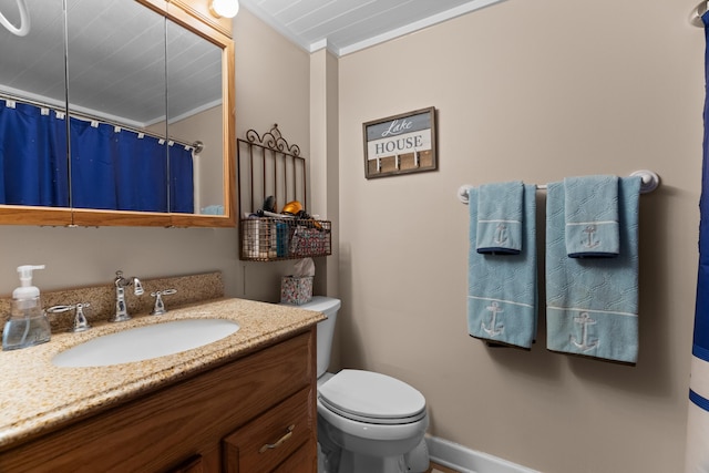 1055 Dean Cir, Dandridge, TN 37725 - full bathroom featuring vanity, crown molding, and curtained shower