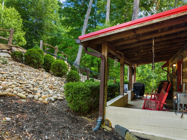 1055 Dean Cir, Dandridge, TN 37725 - view of patio with area for grilling