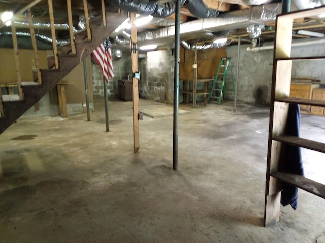 059/057.00 Spring Creek Rd, Dandridge, TN 37725 - unfinished basement with stairway