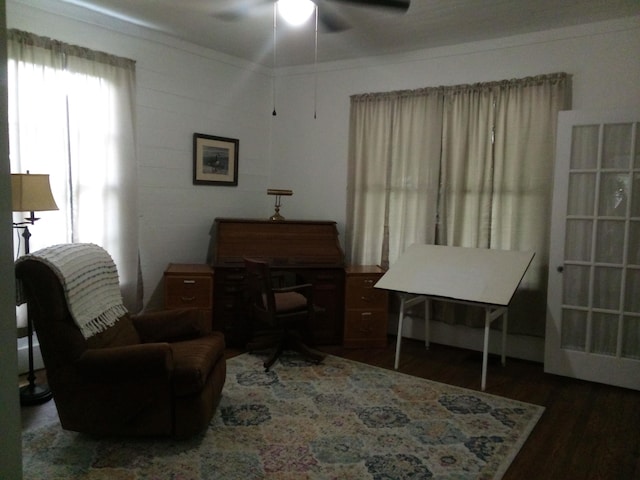 059/057.00 Spring Creek Rd, Dandridge, TN 37725 - sitting room with a ceiling fan and wood finished floors