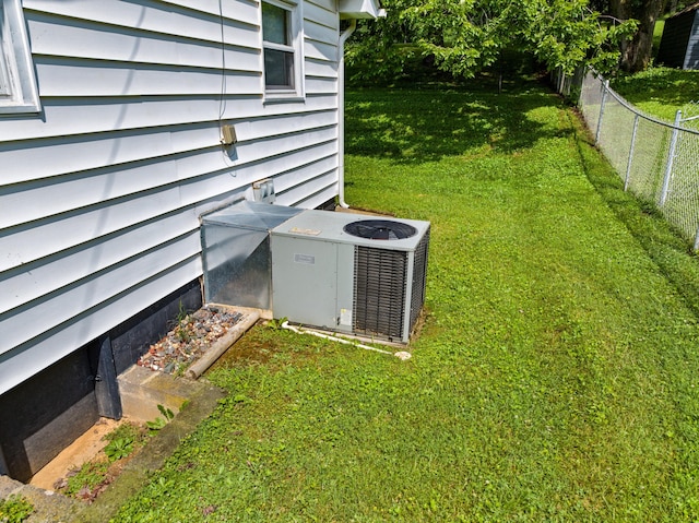 305 Hamilton Pl, Kingsport, TN 37663 - view of yard