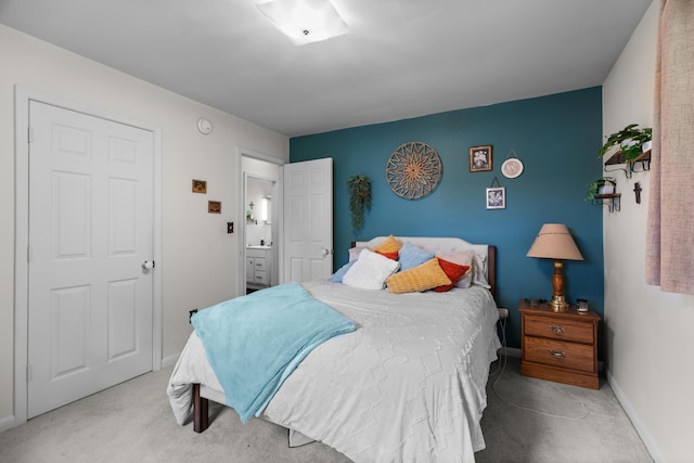 305 Hamilton Pl, Kingsport, TN 37663 - carpeted bedroom with baseboards