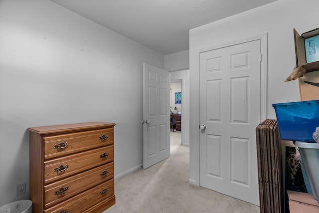 305 Hamilton Pl, Kingsport, TN 37663 - bedroom with light carpet and baseboards