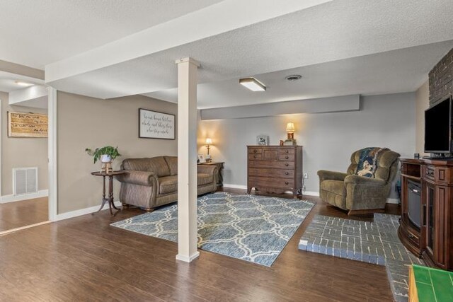 5700 Academy Dr, Morristown, TN 37814 - living area with wood finished floors and baseboards