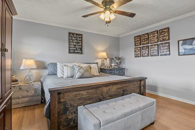 5700 Academy Dr, Morristown, TN 37814 - bedroom featuring wood finished floors, crown molding, baseboards, and a ceiling fan