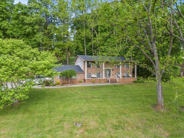 5700 Academy Dr, Morristown, TN 37814 - view of front of property with a front lawn