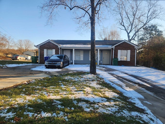 view of front of house