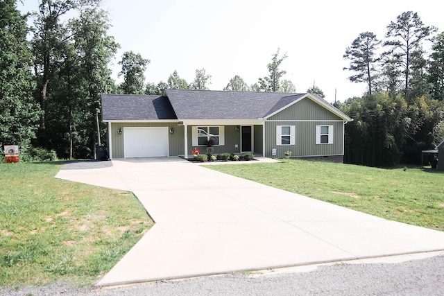 1161 Wooddale Rd, Morristown, TN 37814 - ranch-style house with an attached garage, a front lawn, driveway, a porch, and roof with shingles