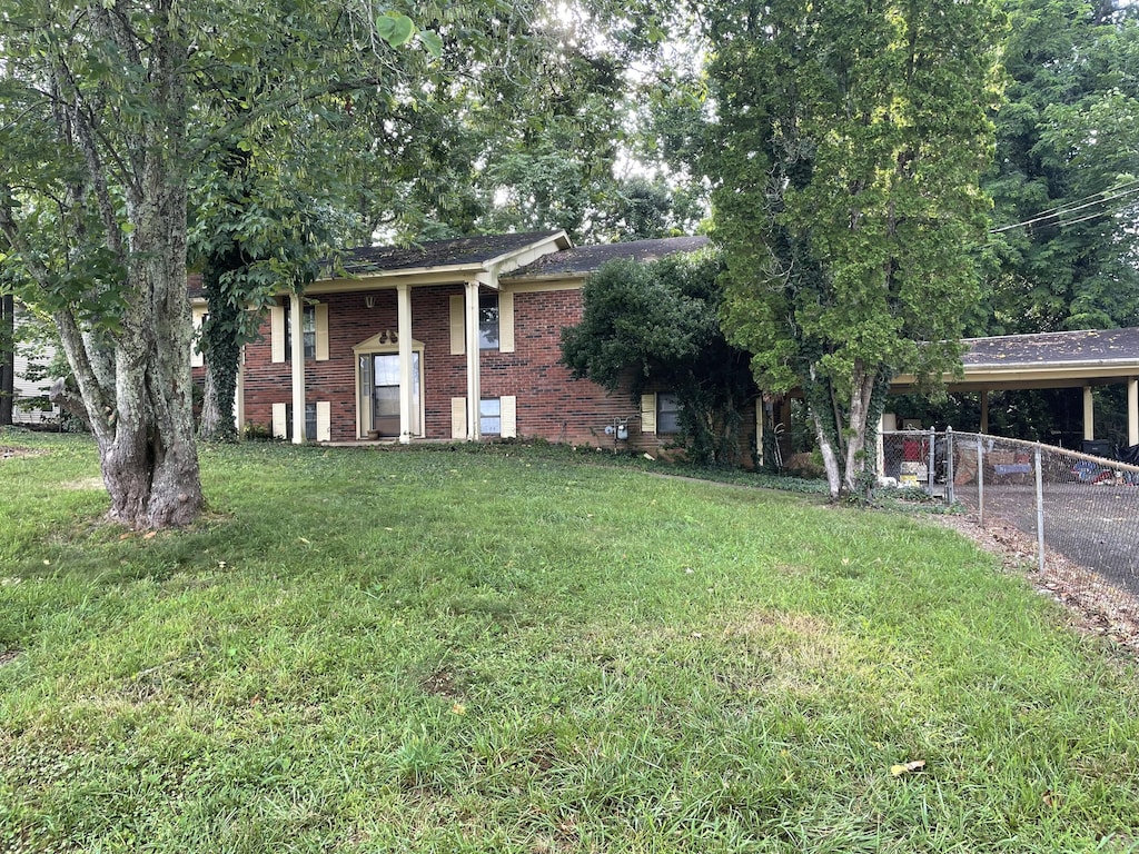 915 Ronald Dr, Talbott, TN 37877 - photo 1