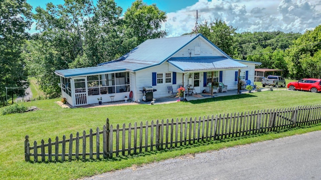 625 Trentham Hollow Rd, Parrottsville, TN 37843 - view of front facade featuring a sunroom and a metal roof
