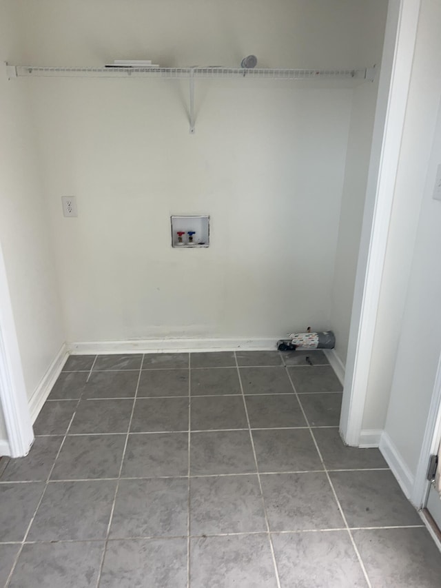 2151 Thomas Dr, Morristown, TN 37814 - washroom featuring tile patterned flooring and washer hookup