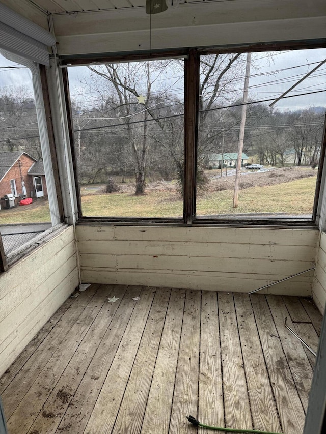 view of unfurnished sunroom