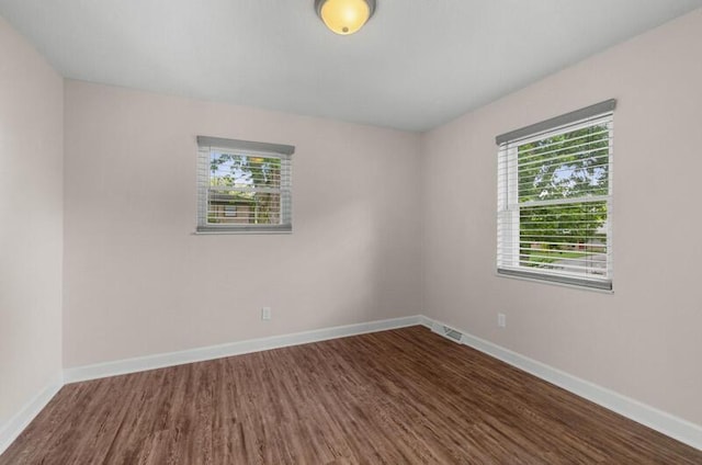4061 Julian Ave, Morristown, TN 37814 - spare room with dark wood-style floors and baseboards