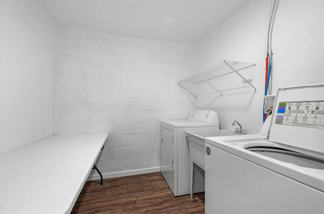 4061 Julian Ave, Morristown, TN 37814 - laundry room with washer and dryer and dark wood-type flooring