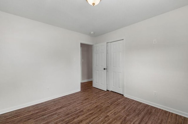 4061 Julian Ave, Morristown, TN 37814 - unfurnished room with dark wood-style floors and baseboards