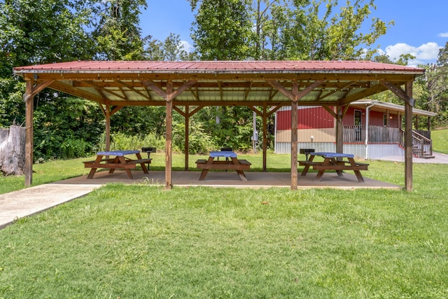 104-116 Circle Rd, Newport, TN 37821 - surrounding community with a yard and a gazebo