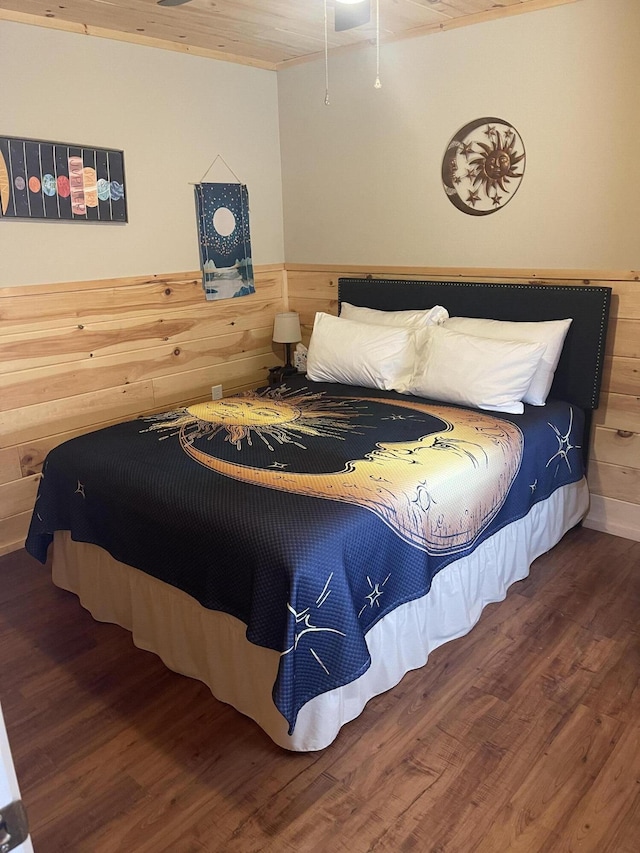 104-116 Circle Rd, Newport, TN 37821 - bedroom with wood finished floors and wood walls