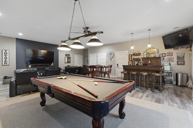 340 Back Nine Dr, Baneberry, TN 37890 - recreation room featuring a bar, billiards, wood finished floors, and recessed lighting