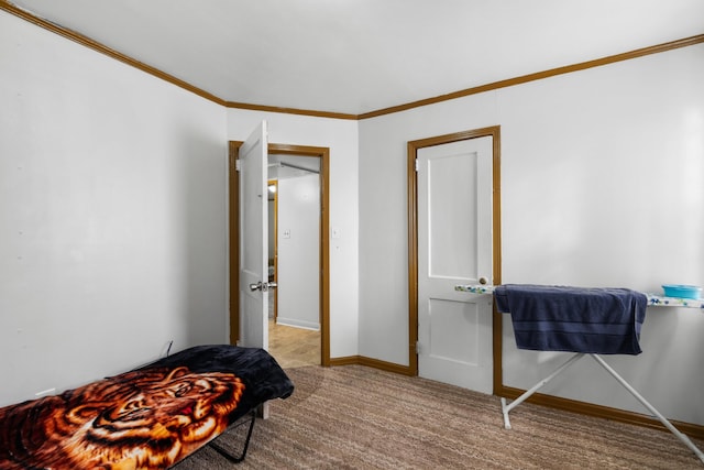 816 Choctaw St, Morristown, TN 37813 - carpeted bedroom featuring ornamental molding and baseboards