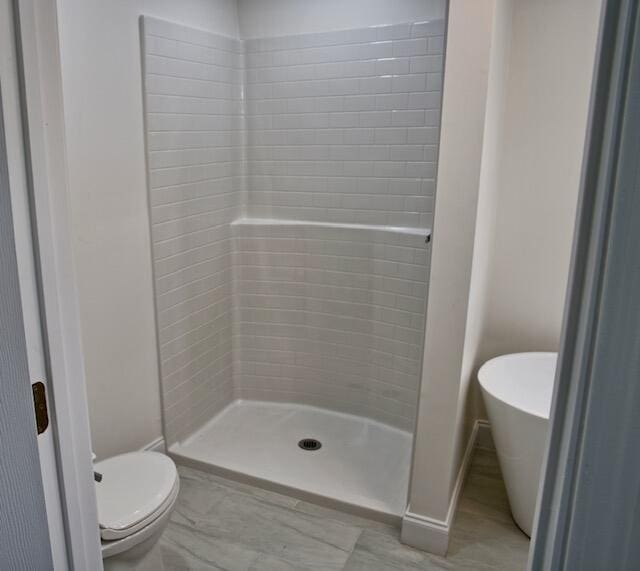 3646 Falcon Rd, Morristown, TN 37814 - full bathroom featuring a soaking tub and a tile shower