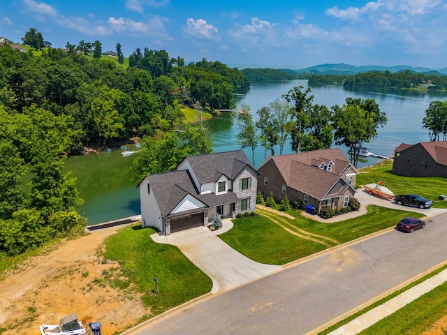 3099 Bridgewater Blvd, Morristown, TN 37814 - view from above of property featuring a large body of water