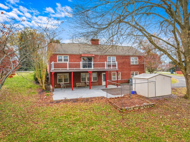 1267 Lakeview Dr, Dandridge, TN 37725
