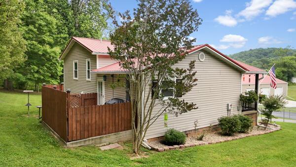112 Pebble Ln, Rogersville, TN 37857 - photo 10