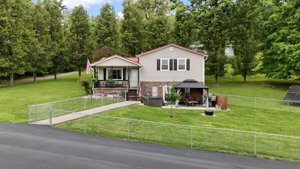 112 Pebble Ln, Rogersville, TN 37857 - photo 2