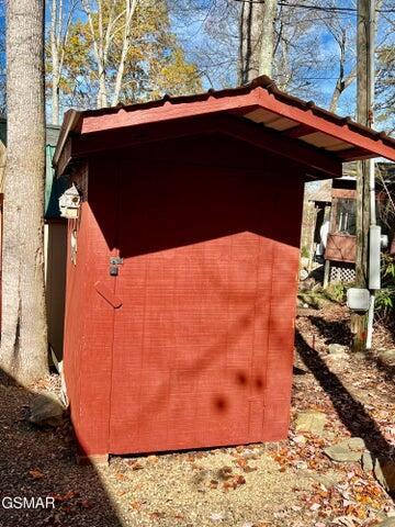 718 Columbine Way, Cosby, TN 37722