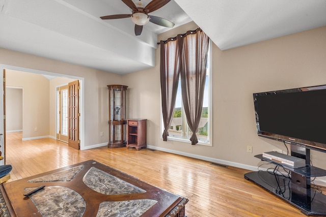 219 Sullivan Pt, Dandridge, TN 37725 - photo 17