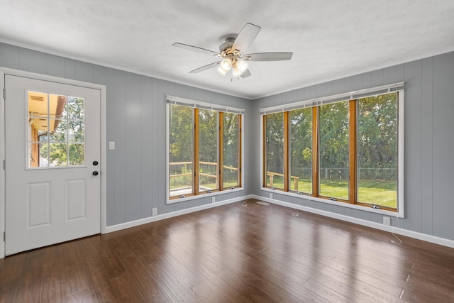 209 Pocahontas St, Newport, TN 37821 - entrance foyer featuring dark hardwood / wood-style flooring, a wealth of natural light, and ceiling fan
