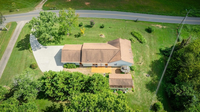 drone / aerial view featuring a rural view