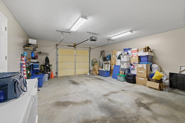 4705 E Hampton Blvd, Morristown, TN 37813 - garage with a garage door opener