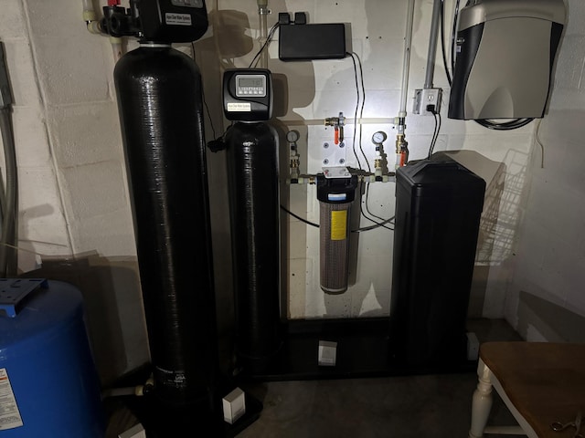 view of utility room