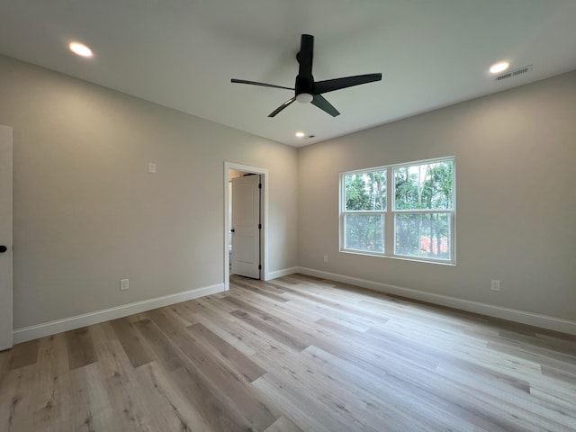 553 Sequoyah Dr, Morristown, TN 37813 - spare room with light wood finished floors, a ceiling fan, baseboards, and recessed lighting