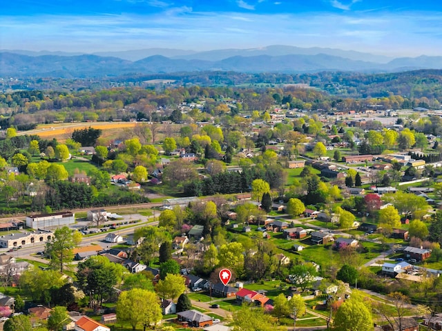 bird's eye view with a mountain view