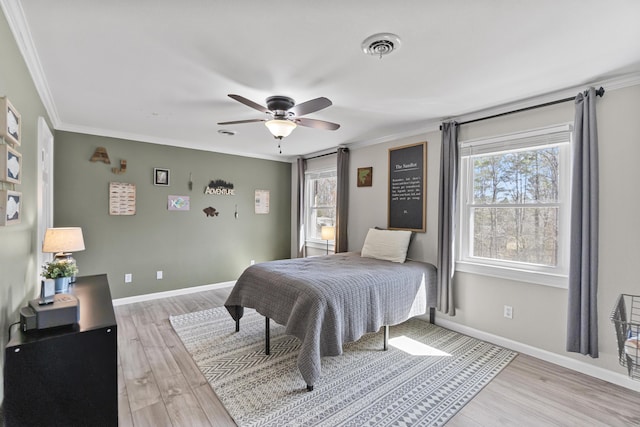 45 Link Hills Cir, Greeneville, TN 37743 - bedroom featuring crown molding, multiple windows, light wood finished floors, baseboards, and ceiling fan